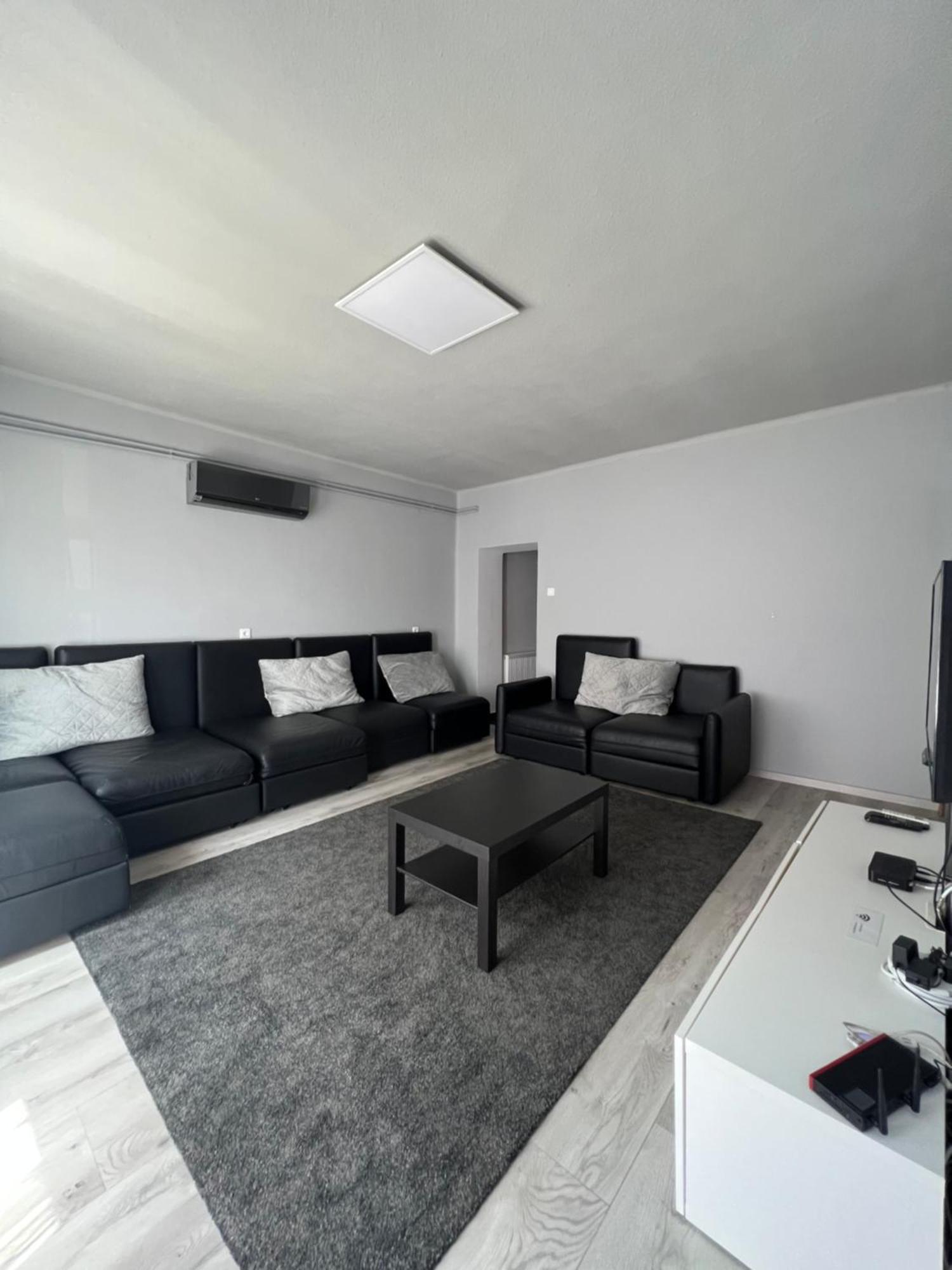 Hullam Apartman بالاتوليلّي المظهر الخارجي الصورة